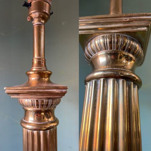 LATE C19TH EARLY C20TH BRASS CLASSICAL COLUMN TABLE LAMP OF GOOD LARGE SCALE AND PROPORTIONS - ADDITIONAL PHOTO 16