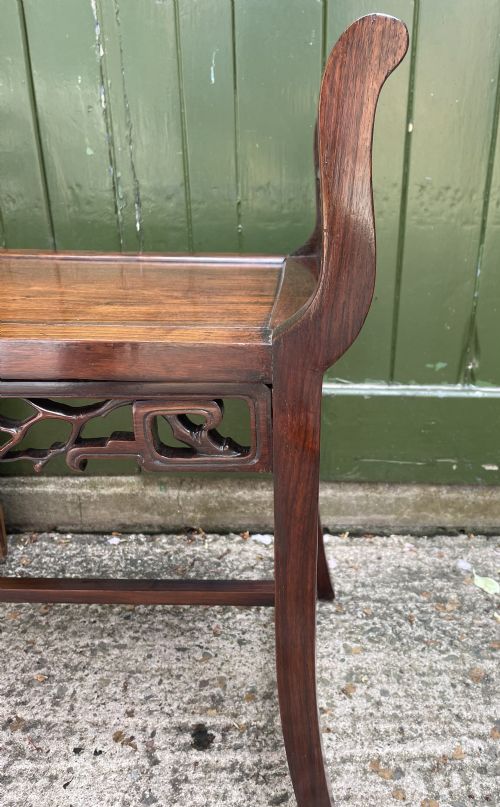 LATE C19TH EARLY C20TH CHINESE QING DYNASTY CARVED HARDWOOD HUALI DRESSING STOOL OR WINDOW SEAT - ADDITIONAL PHOTO 4