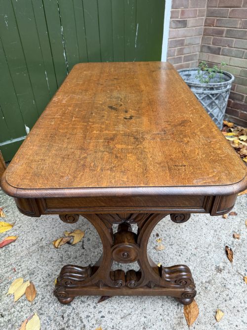 EARLY C19TH WILLIAM IV PERIOD OAK LIBRARY TABLE OF BROAD SCALE AND PROPORTIONS - ADDITIONAL PHOTO 4
