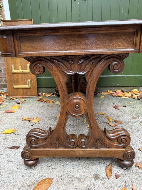 EARLY C19TH WILLIAM IV PERIOD OAK LIBRARY TABLE OF BROAD SCALE AND PROPORTIONS - ADDITIONAL PHOTO 9