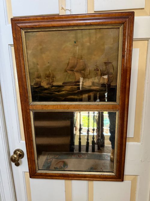 INTERESTING AND RARE EARLY C19TH MAPLEFRAMED DIVIDED 2SECTION MIRROR WITH A REVERSE GLASS PRINT ABOVE DEPICTING AN AMERICAN AND BRITISH NAVAL ENGAGEMENT - ADDITIONAL PHOTO 6