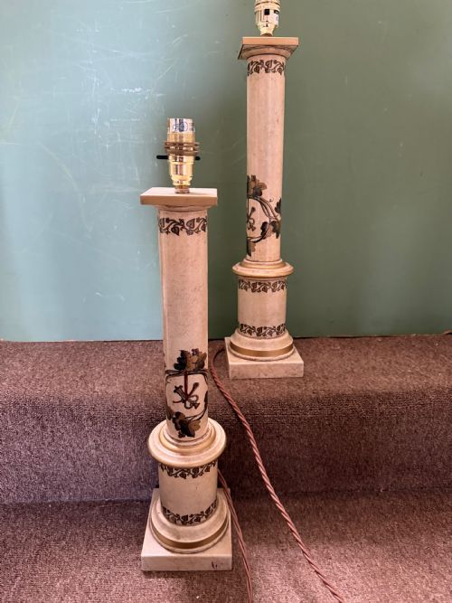 PAIR OF EARLY C20TH FRENCH TOLEPEINTE COLUMN LAMPS - ADDITIONAL PHOTO 6