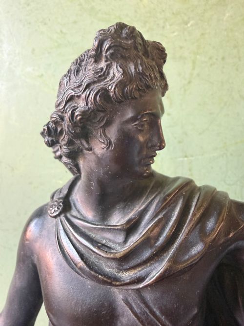 LATE C19TH ITALIAN GRAND TOUR BRONZE SOUVENIR REDUCTION AFTER THE ANTIQUE OF THE APOLLO BELVEDERE - ADDITIONAL PHOTO 6