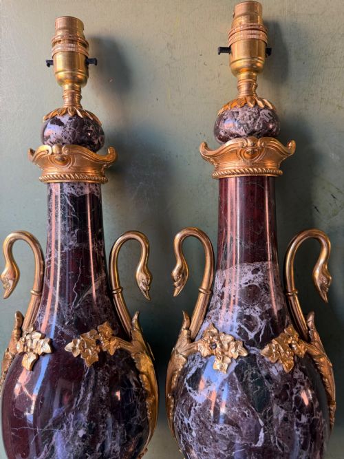 IMPOSING PAIR OF LATE C19TH EARLY C20TH FRENCH ORMOLUMOUNTED ROSSO LEVANTO MARBLE LAMPS IN THE C18TH LOUIS XVI TASTE - ADDITIONAL PHOTO 4