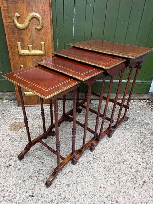 EARLY C19TH REGENCY PERIOD QUARTETTO OF BRASSINLAID ROSEWOOD NESTING OCCASIONAL TABLES - ADDITIONAL PHOTO 16
