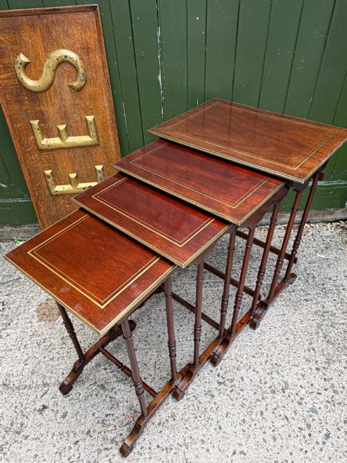 EARLY C19TH REGENCY PERIOD QUARTETTO OF BRASSINLAID ROSEWOOD NESTING OCCASIONAL TABLES - ADDITIONAL PHOTO 17