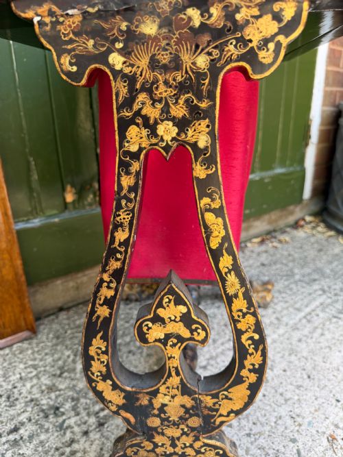 MID C19TH CHINESE EXPORT LACQUER SEWING OR LADIES WORKTABLE WITH GILDED DECORATION - ADDITIONAL PHOTO 25