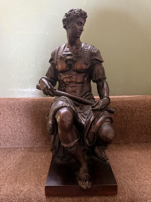 FINELY CAST PAIR OF LARGE C19TH ITALIAN GRAND TOUR SOUVENIR BRONZE SCULPTURES OF LORENZO GUILIANO DE MEDICI AFTER MICHELANGELO - ADDITIONAL PHOTO 2