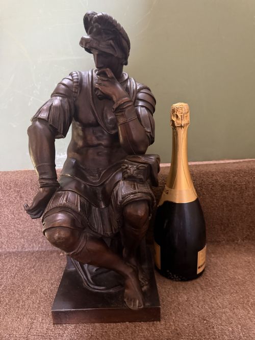 FINELY CAST PAIR OF LARGE C19TH ITALIAN GRAND TOUR SOUVENIR BRONZE SCULPTURES OF LORENZO GUILIANO DE MEDICI AFTER MICHELANGELO - ADDITIONAL PHOTO 15