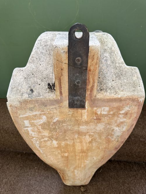 HIGHLY DECORATIVE EARLY C20TH CARVED STONE AND LEADMOUNTED MEDUSA HEAD WALLBRACKET - ADDITIONAL PHOTO 11