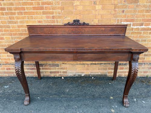 EARLY C19TH GEORGE IV PERIOD MAHOGANY SERVING TABLE OF IMPOSING SCALE AND BOLD DESIGN PROBABLY IRISH - ADDITIONAL PHOTO 2