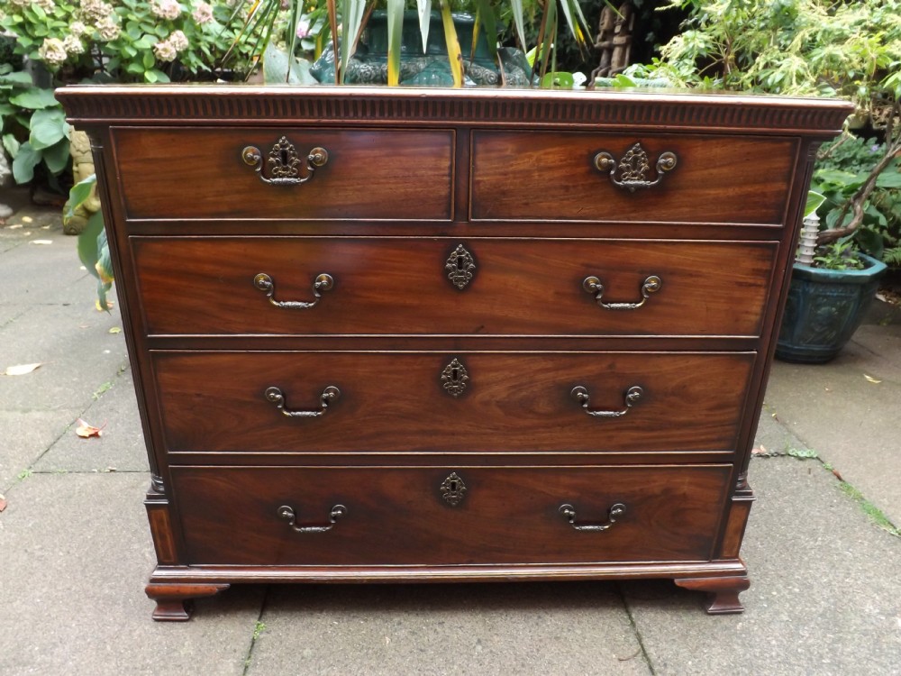 Early George III Chippendale-period C18th mahogany chest of drawers.