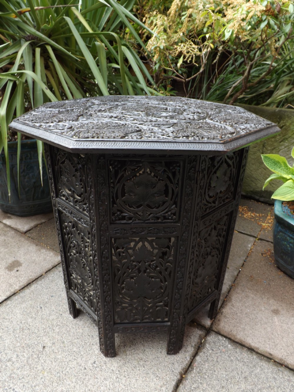 Late C19th Anglo-Indian carved octagonal top table.