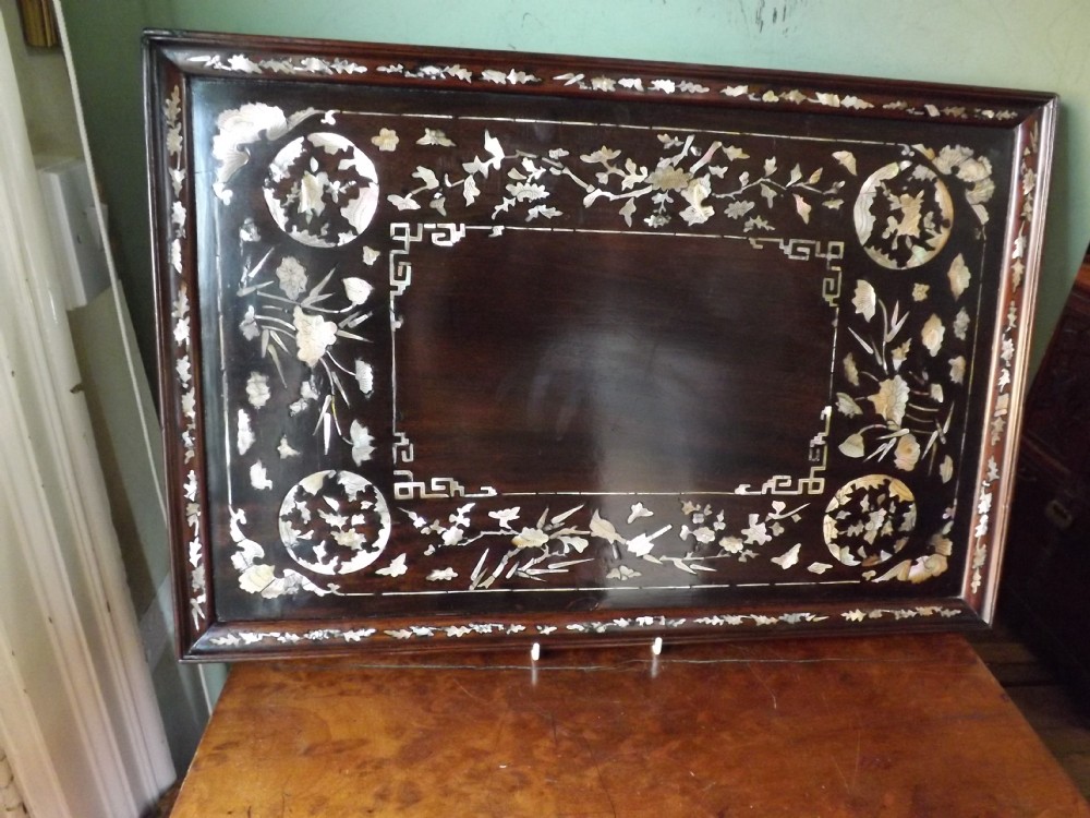 Late C19th Chinese Qing Dynasty 'mother o'pearl' inlaid hardwood tray .