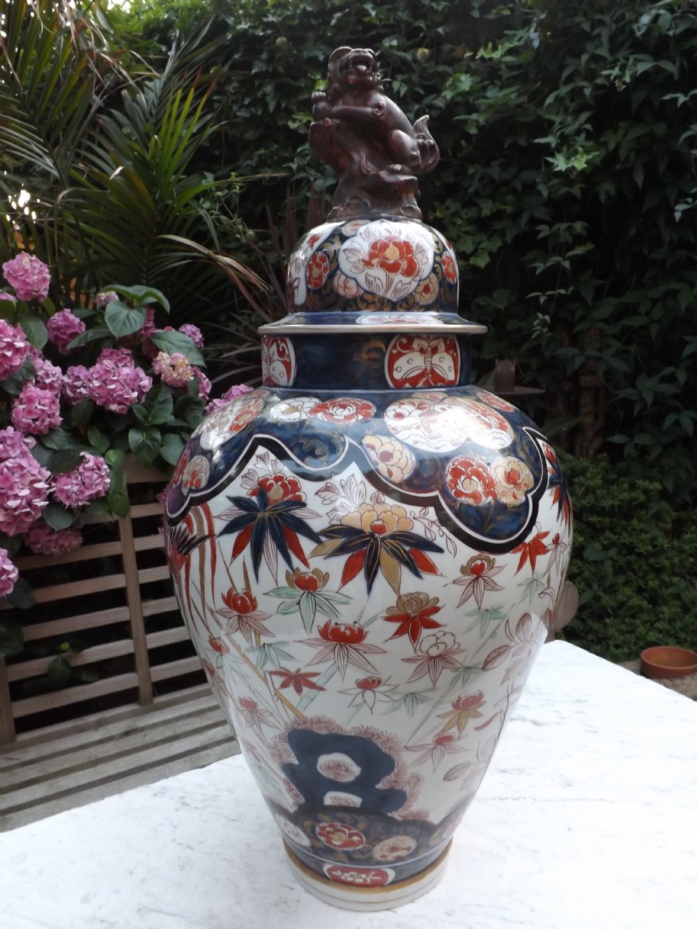 Early C19th Japanese Imari porcelain vase and cover of huge scale