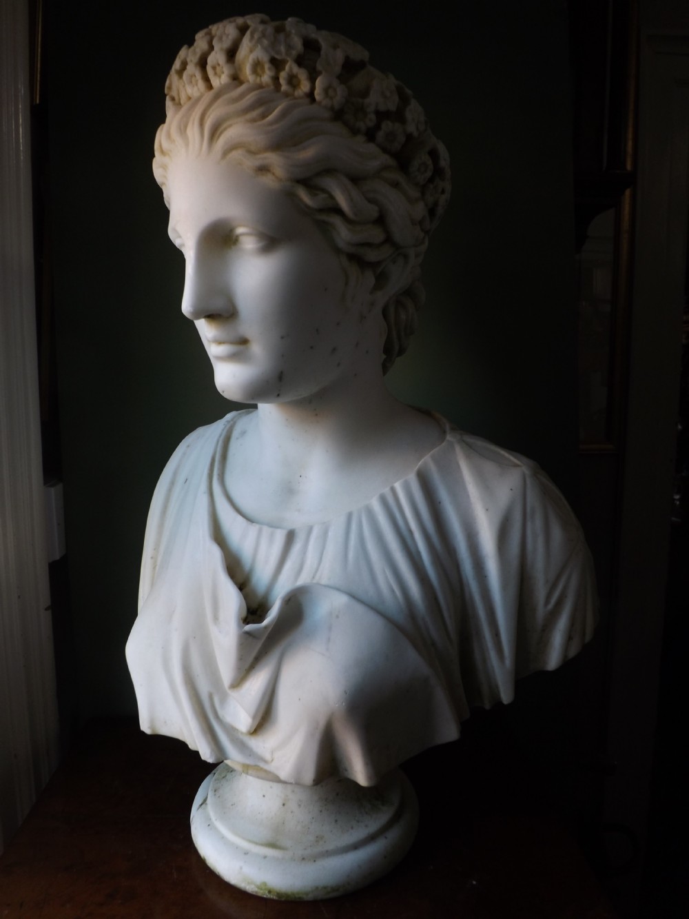 C19th carved white statuary marble bust of 
