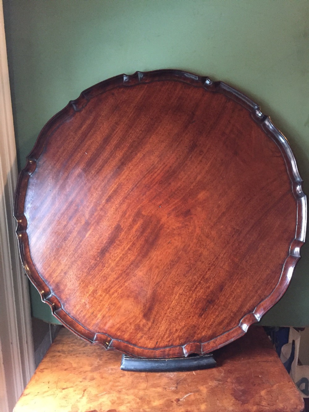 C18th George III period mahogany 'pie-crust' edge tray.
