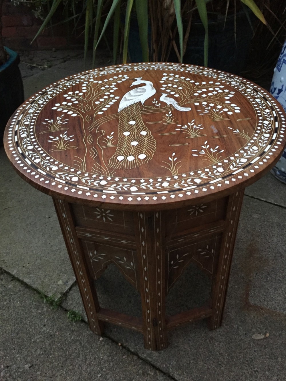 Early C20th Indian bone-inlaid circular shisham wood table .