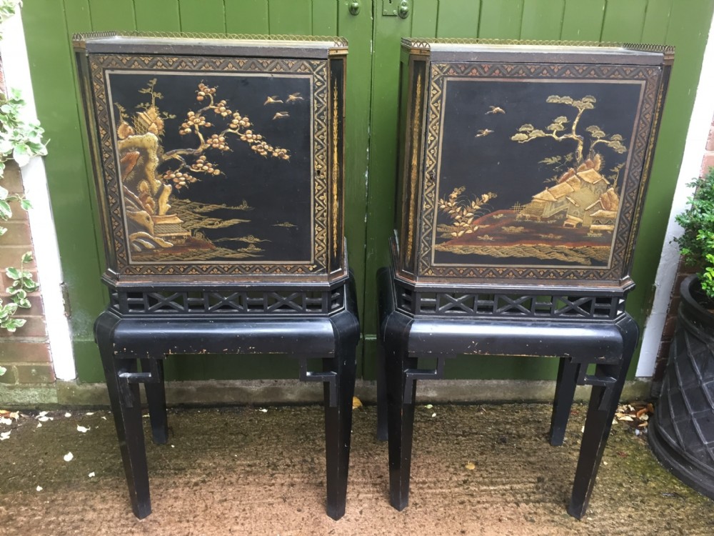 Fine and decorative pair of C19th Chinoiserie lacquer cabinets-on-stands.