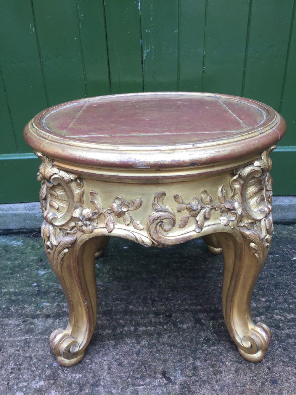 C19th French carved giltwood vase or jardiniere stand in the Louis XVI style.