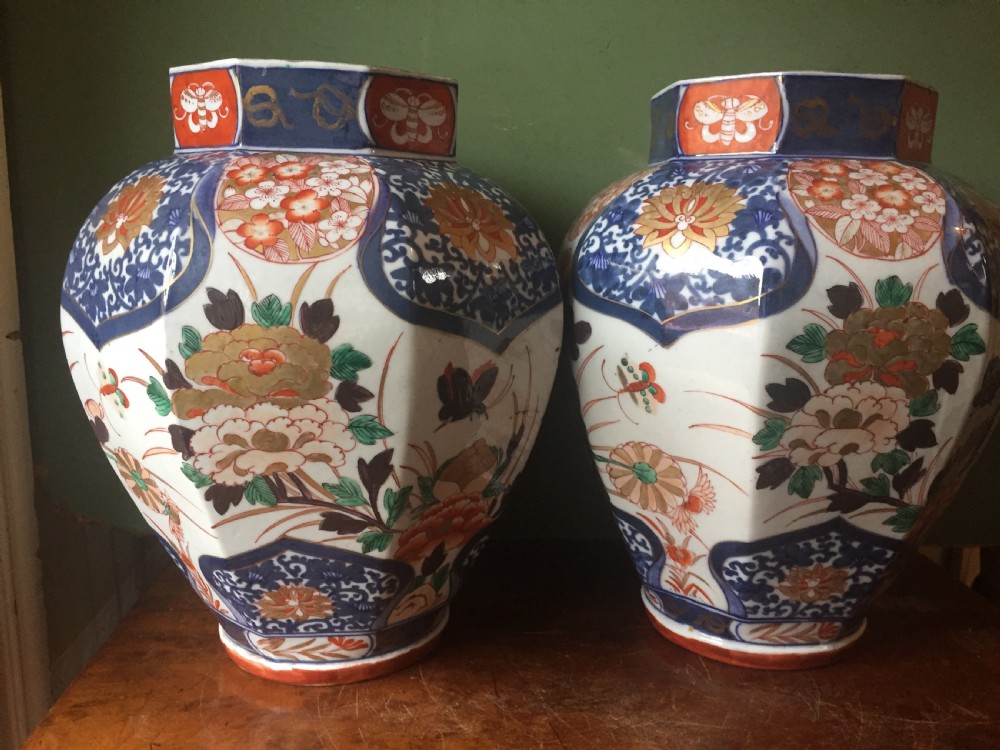 Pair of C18th Japanese Imari palette porcelain vases . View VI