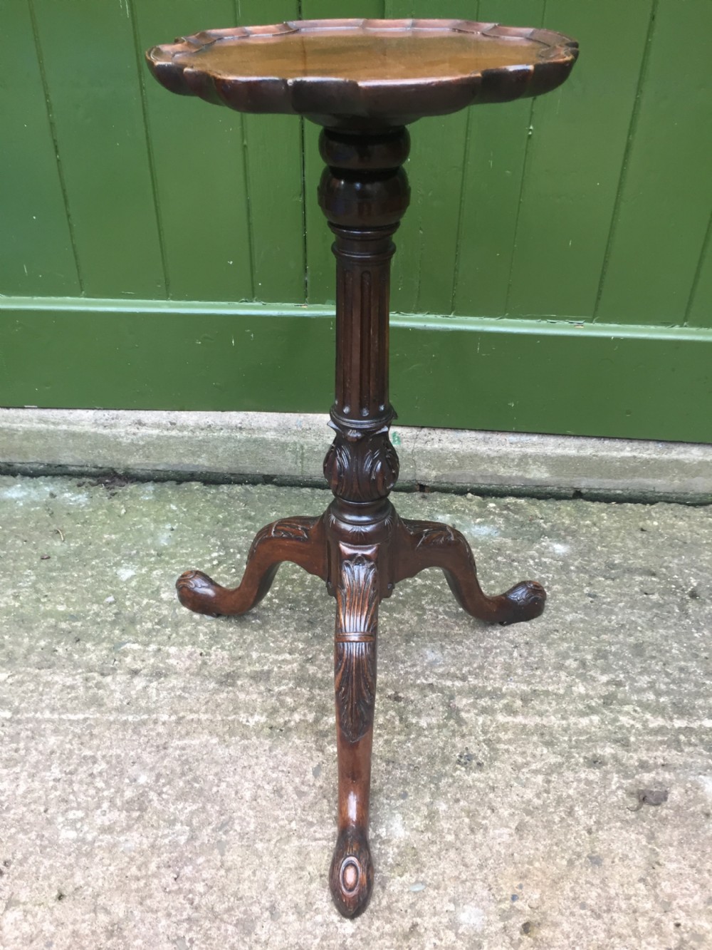 C19th carved mahogany Chippendale revival tripod wine table or 'kettle-stand' with 'pie-crust' edge top. View XV