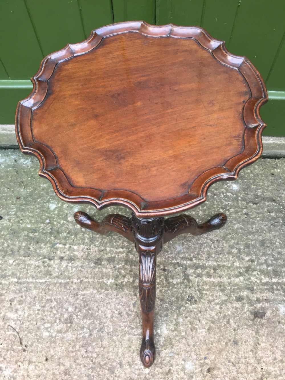C19th carved mahogany Chippendale revival tripod wine table or 'kettle-stand' with 'pie-crust' edge top. View XVI