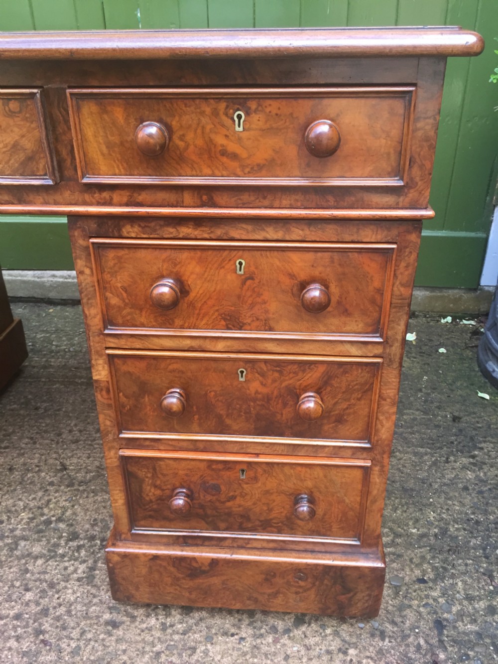 Exceptional quality mid-C19th Victorian burr-walnut pedestal desk of practical proportions. View XXI