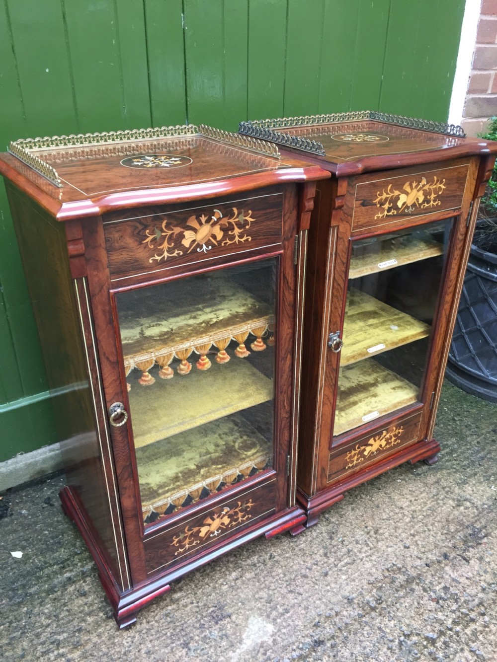 Matching pair of high-quality Edwardian period inlaid figured rosewood music cabinets. View XXII