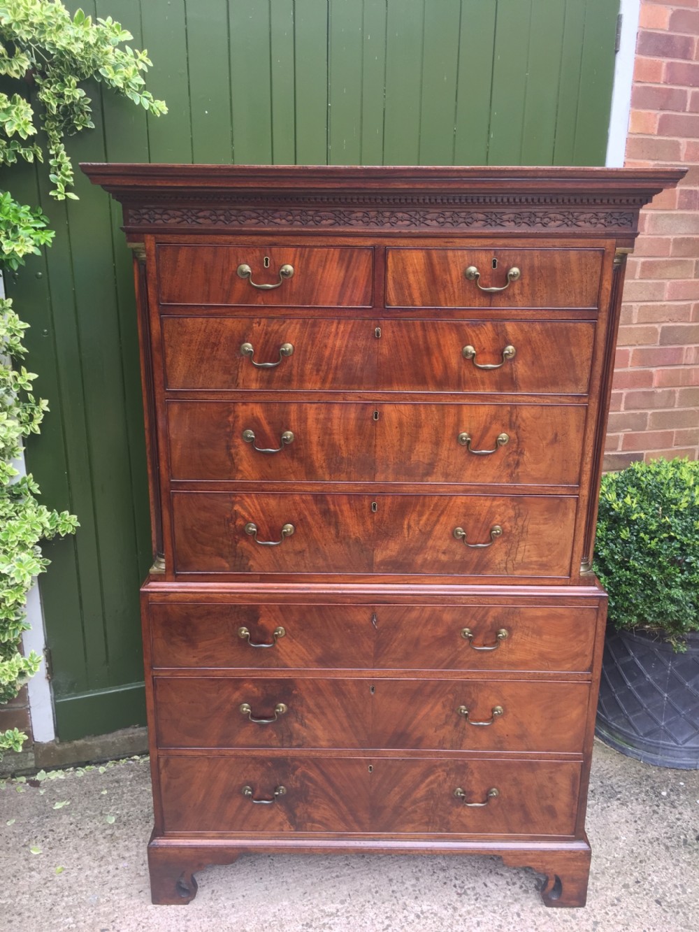 C18th George III Chippendale period mahogany chest-on-chest or tall-boy of excellent quality. View VI
