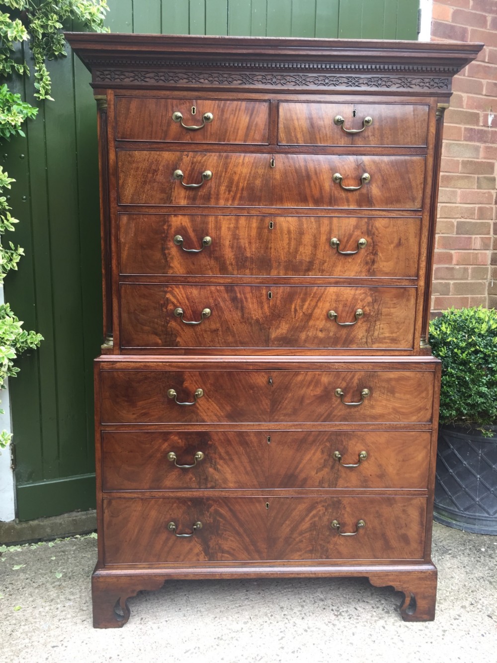 C18th George III Chippendale period mahogany chest-on-chest or tall-boy of excellent quality. View VII