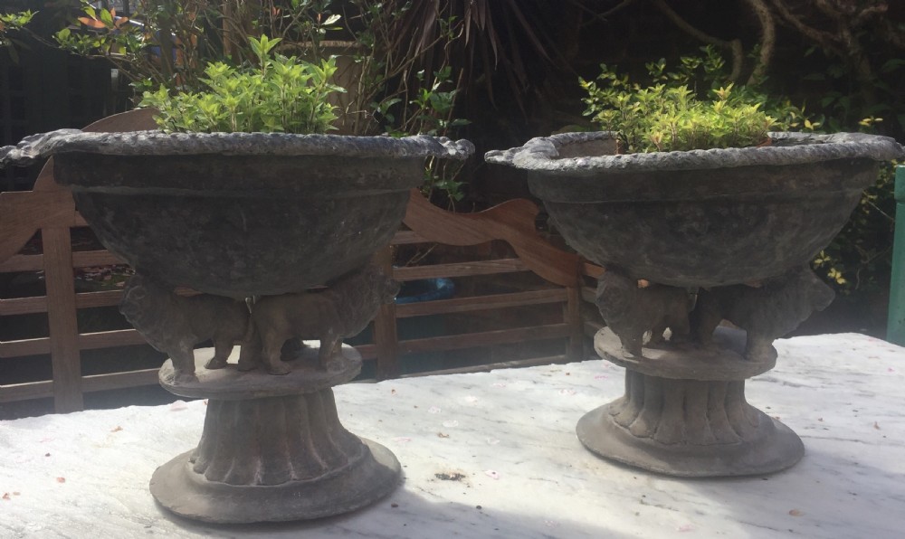 Pair of early C19th lead planters or jardinieres of tazza form raised on unusual triple pacing lion supports. View VIII