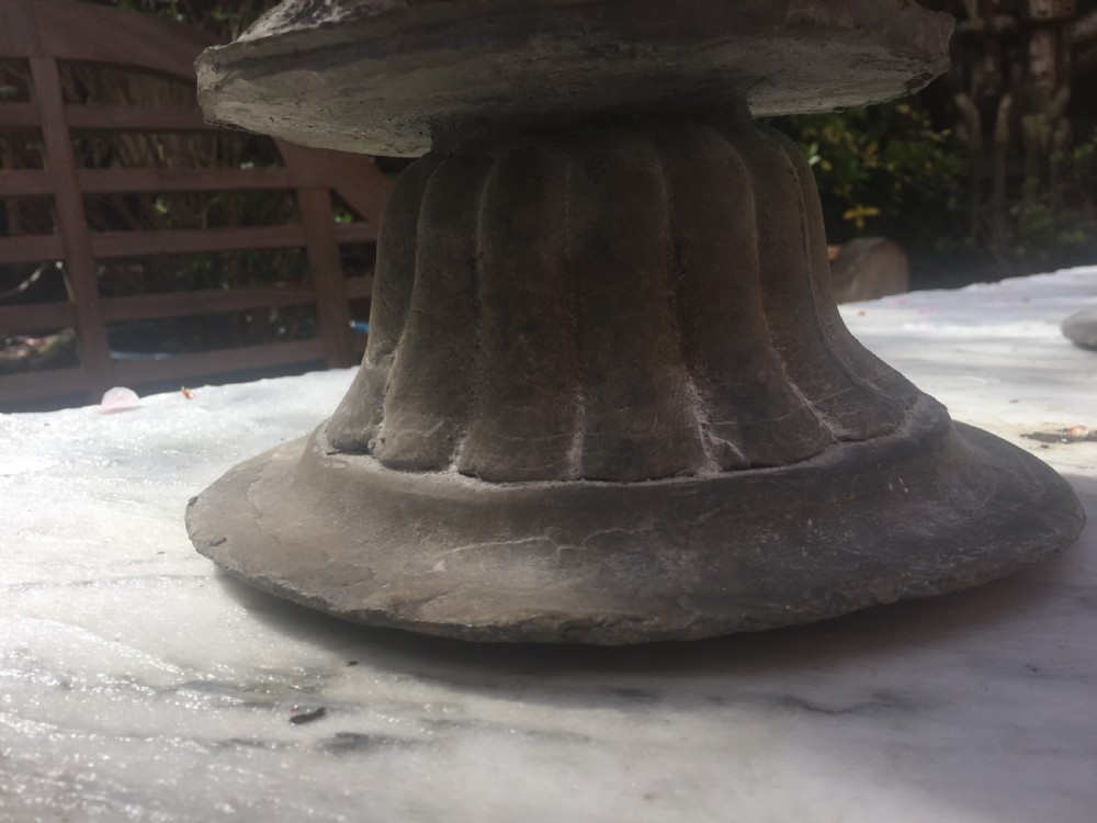 Pair of early C19th lead planters or jardinieres of tazza form raised on unusual triple pacing lion supports. View XII