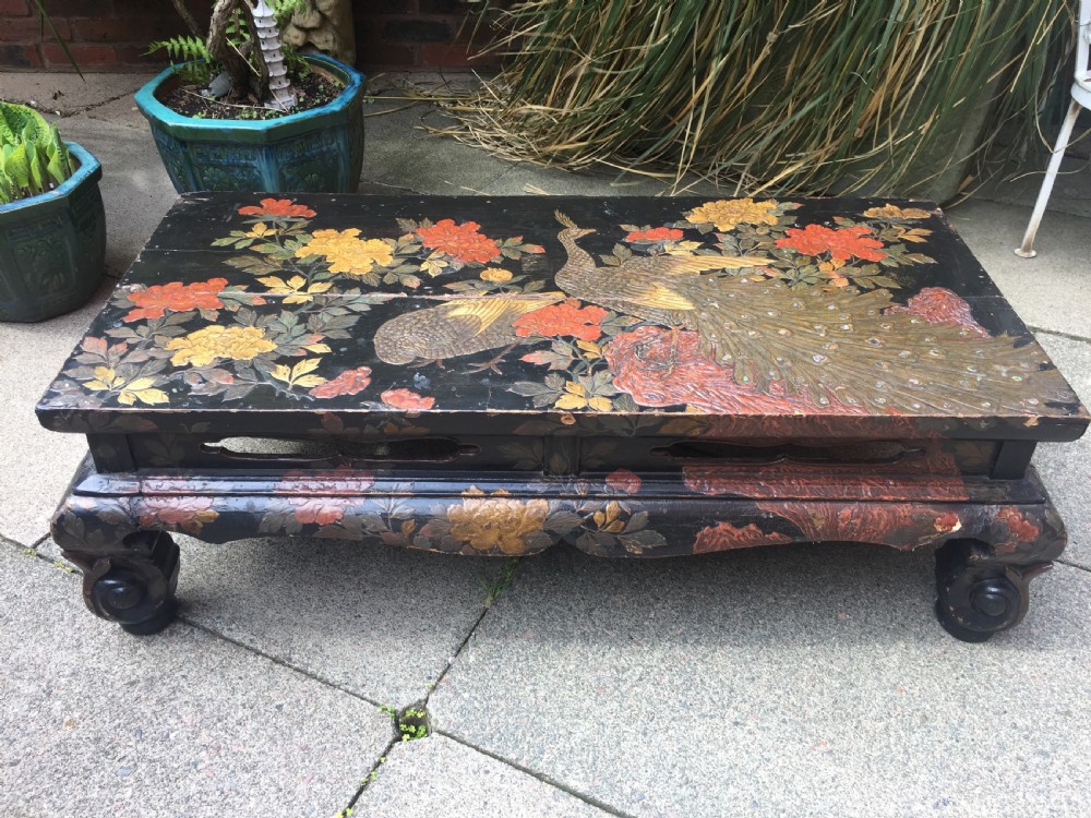 Early C20th Japanese carved lacquer Taisho period low reception or coffee  table. View II