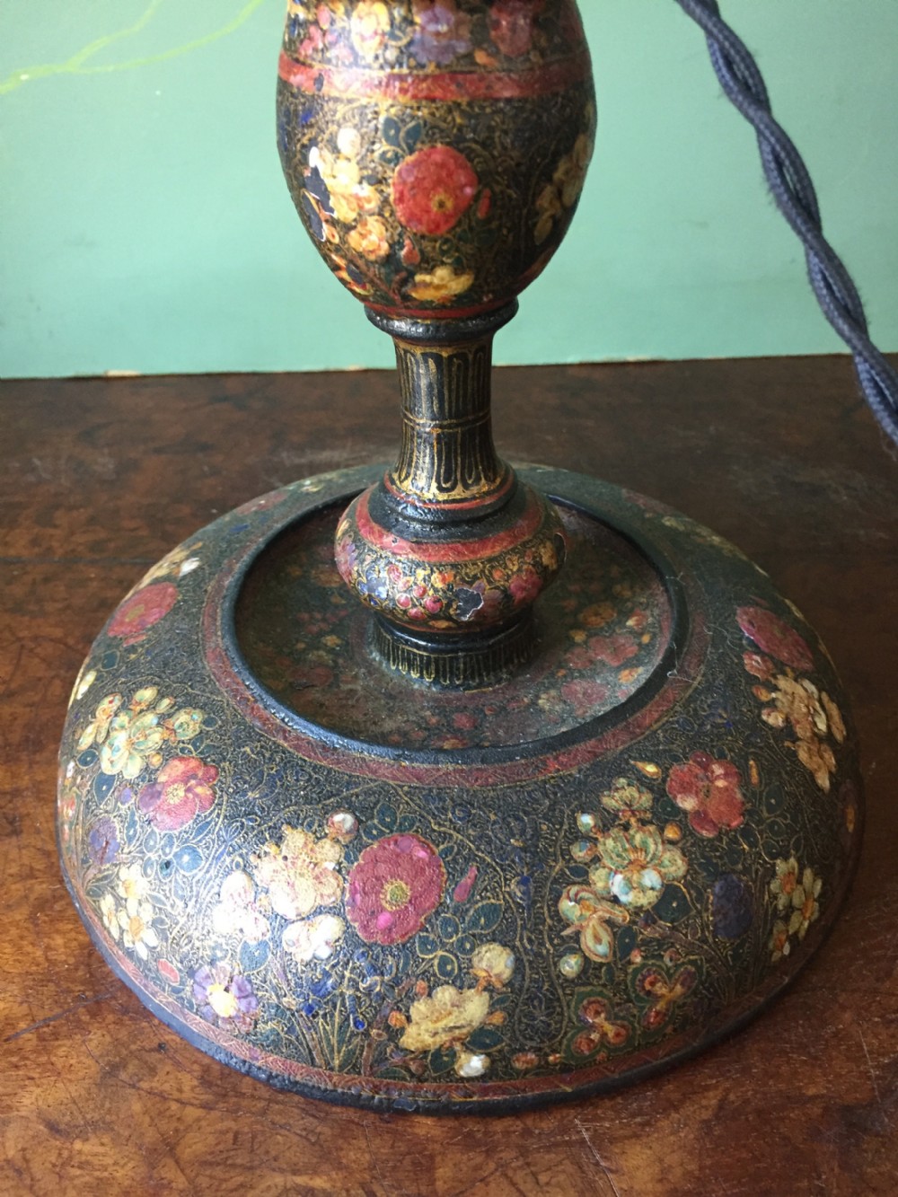 Late C19th Indian papier-mâché Kashmiri decorated table lamp. View VII