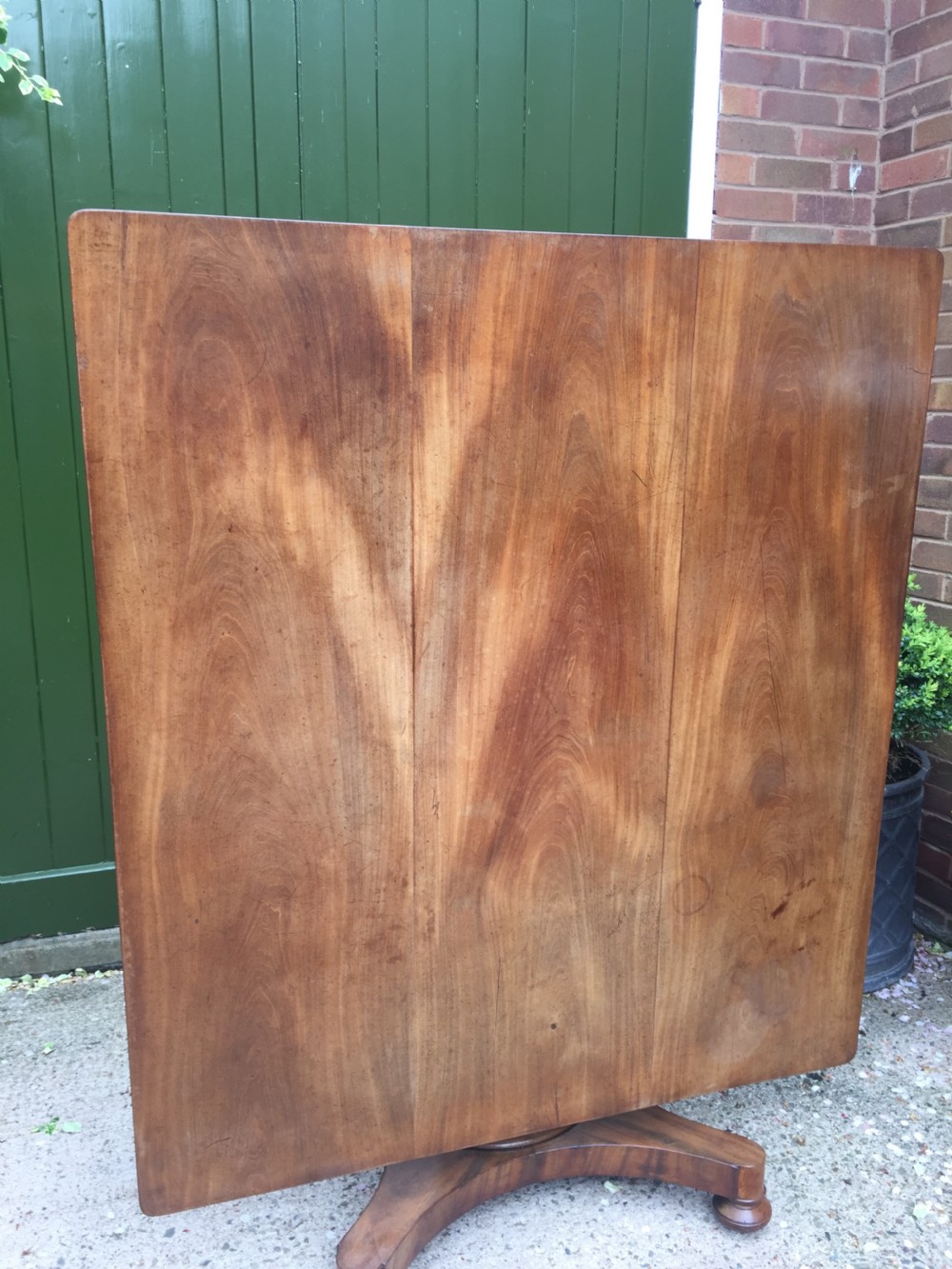 Early C19th George IV period faded mahogany rectangular breakfast or centre table of unusual proportions and design. View XII