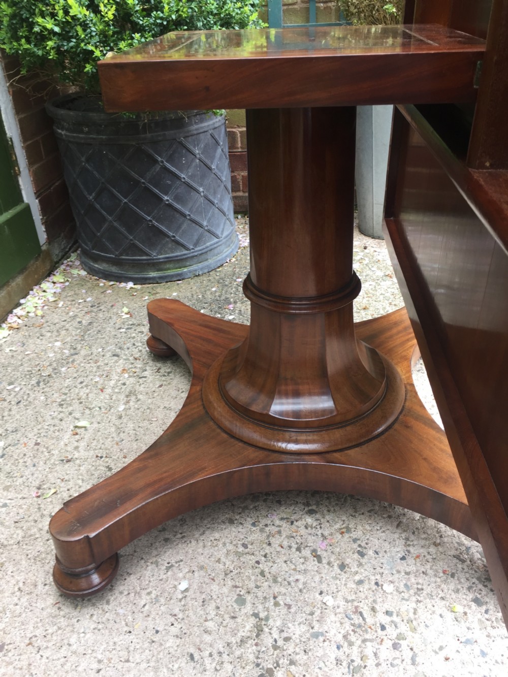 Early C19th George IV period faded mahogany rectangular breakfast or centre table of unusual proportions and design. View XV