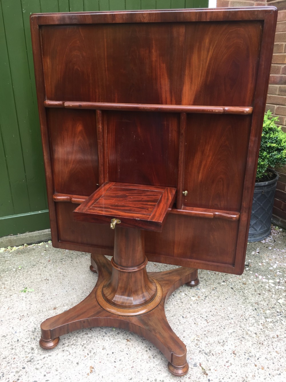 Early C19th George IV period faded mahogany rectangular breakfast or centre table of unusual proportions and design. View XVI