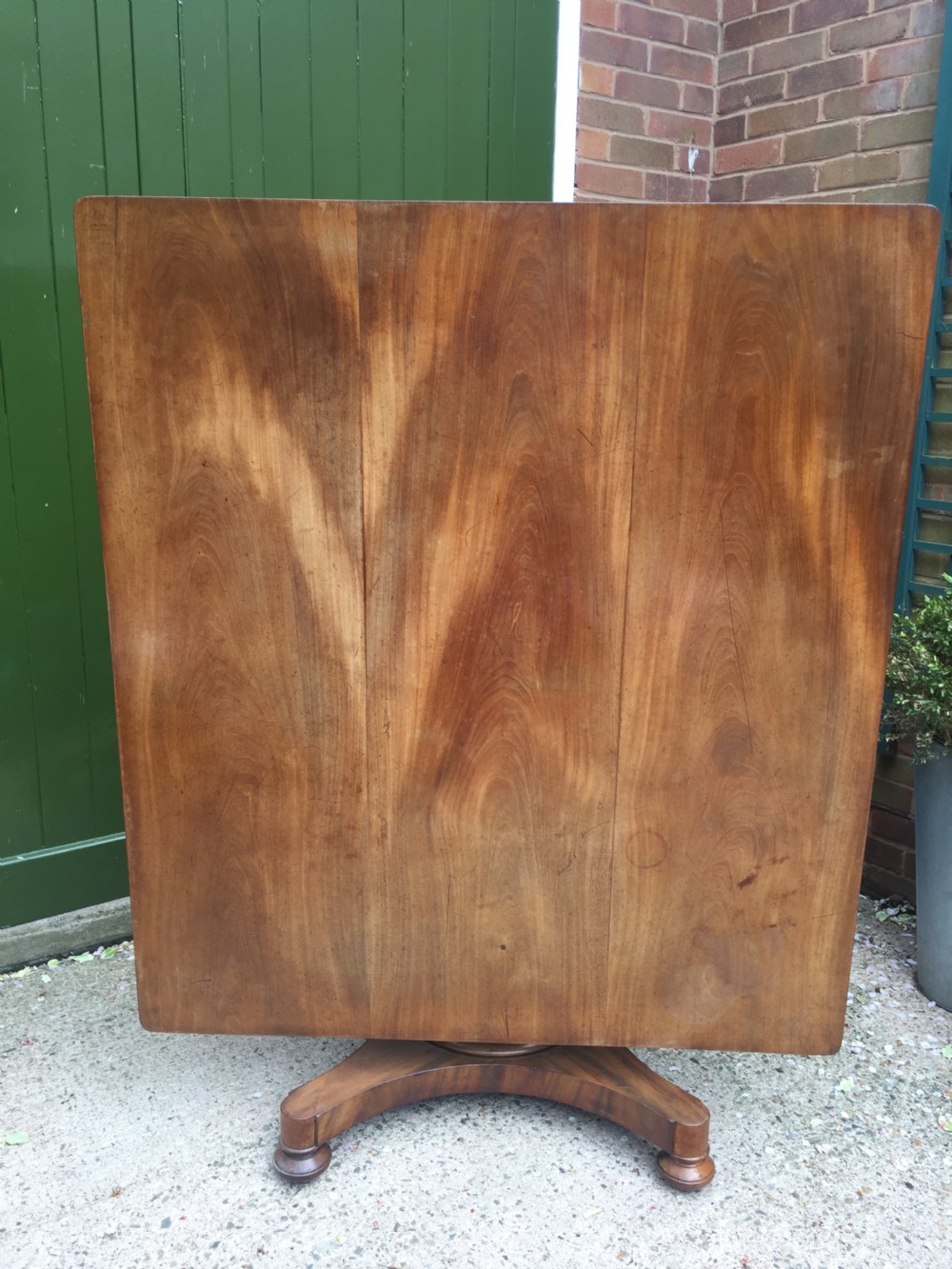 Early C19th George IV period faded mahogany rectangular breakfast or centre table of unusual proportions and design. View XXIV
