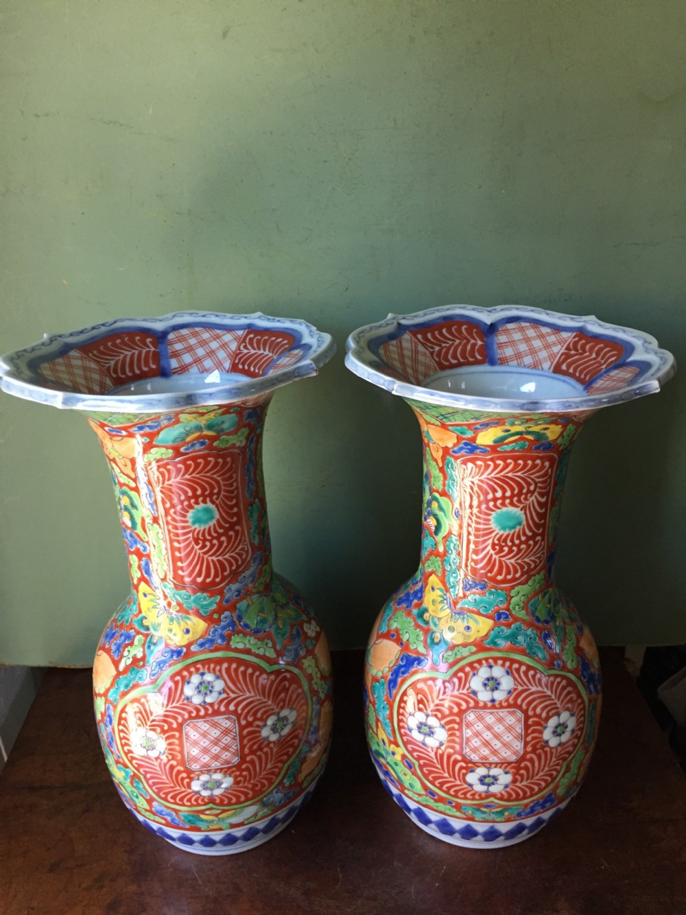 Pair of late C19th Japanese enamel decorated porcelain vases in stylised Imari palette, probably by Fukagawa factory of Tokyo. View IV