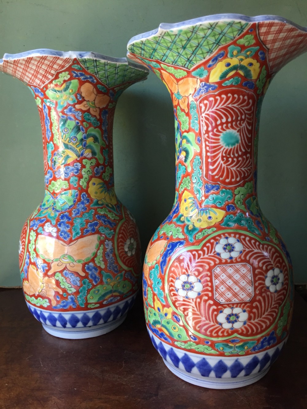 Pair of late C19th Japanese enamel decorated porcelain vases in stylised Imari palette, probably by Fukagawa factory of Tokyo. View VII