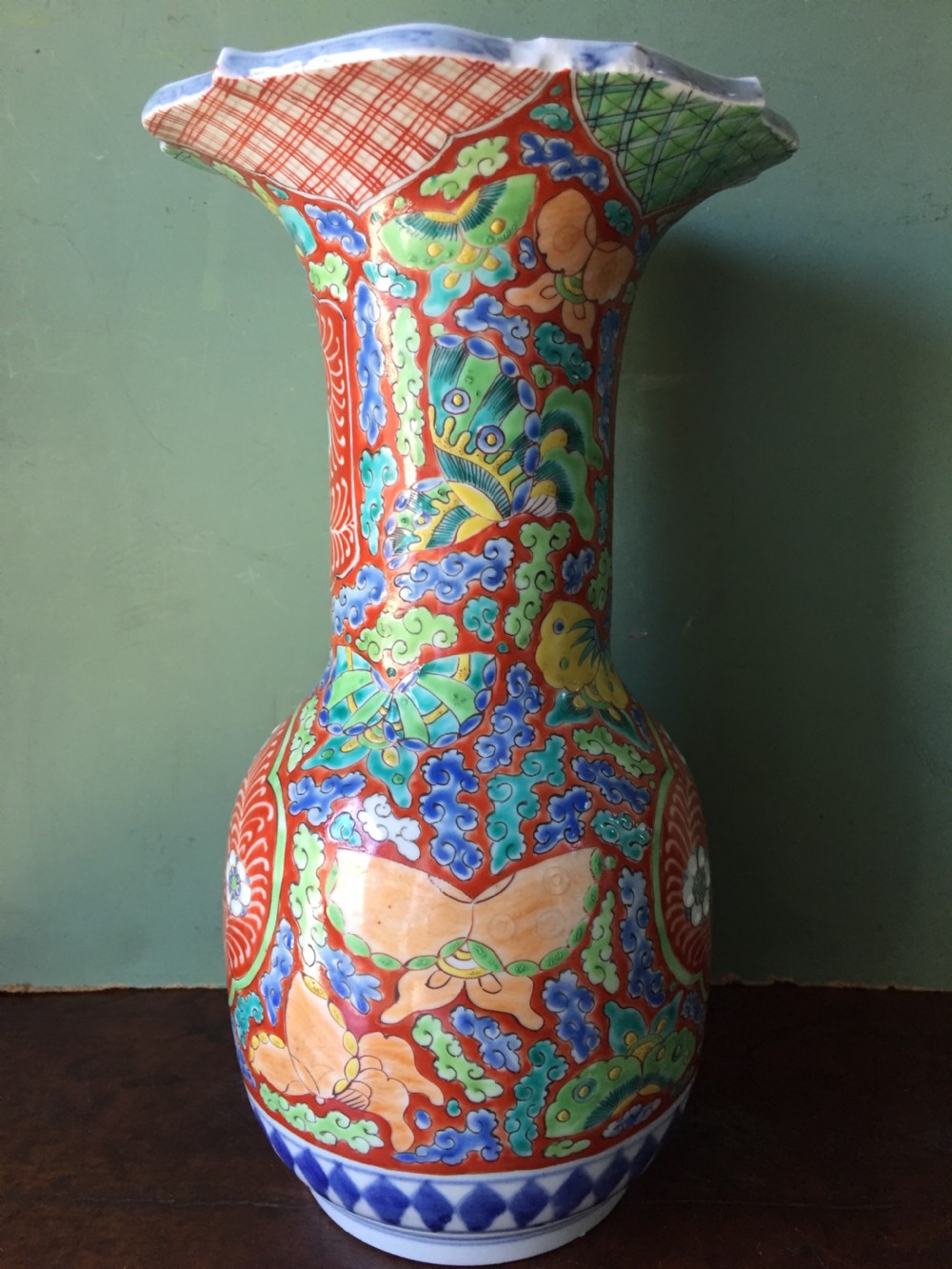 Pair of late C19th Japanese enamel decorated porcelain vases in stylised Imari palette, probably by Fukagawa factory of Tokyo. View XI