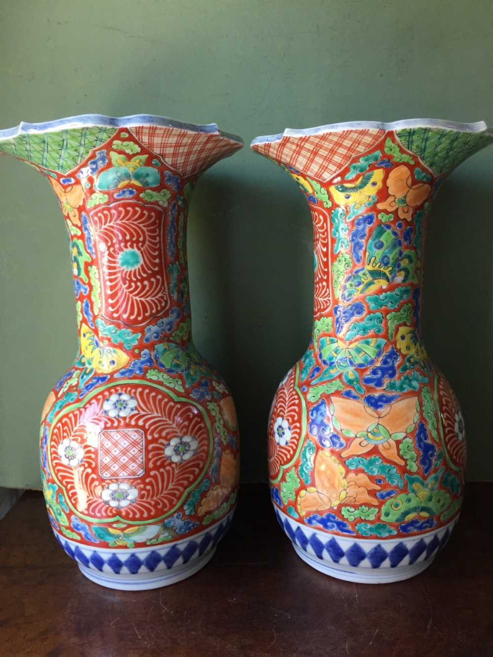 Pair of late C19th Japanese enamel decorated porcelain vases in stylised Imari palette, probably by Fukagawa factory of Tokyo. View XX