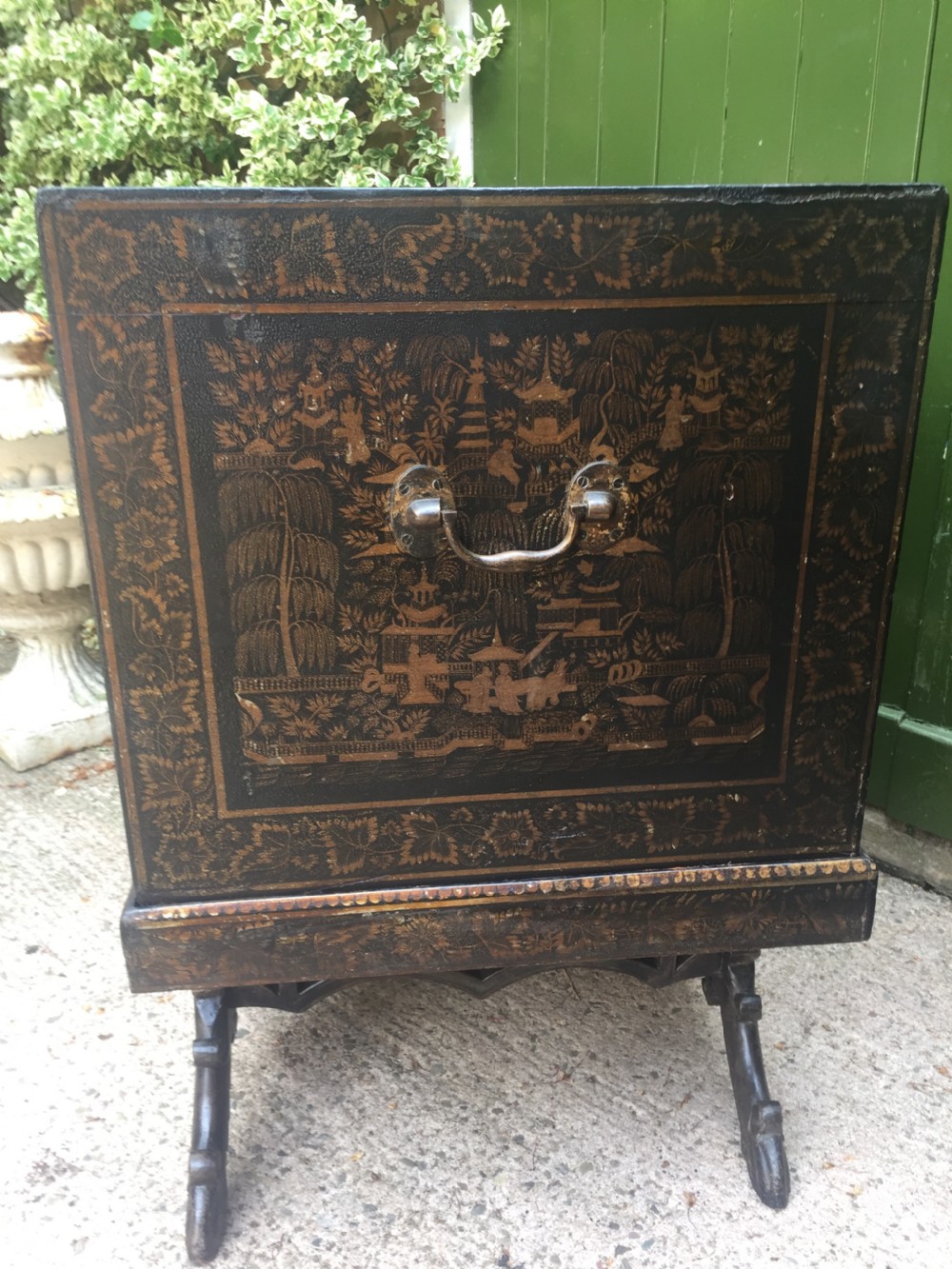 Rare and decorative mid C19th Indian painted and lacquered trunk on carved stand from Bareilly. View XXV