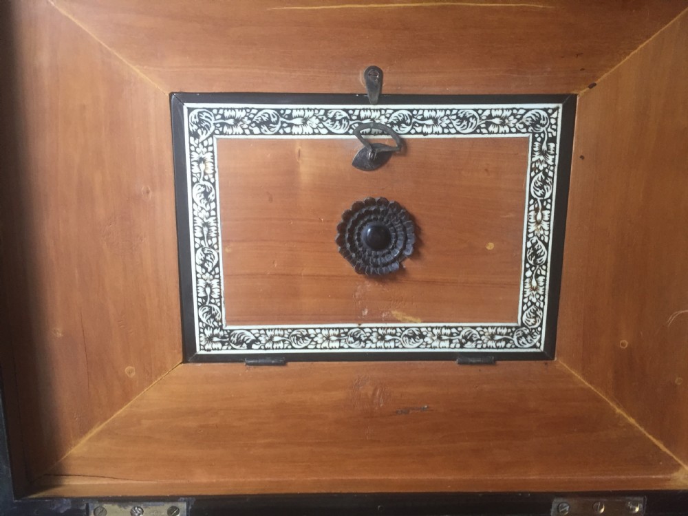 Fine mid C19th Vizagapatam Indian buffalo horn , sandalwood, ebony and ivory workbox of sarcophagus form . View VIII