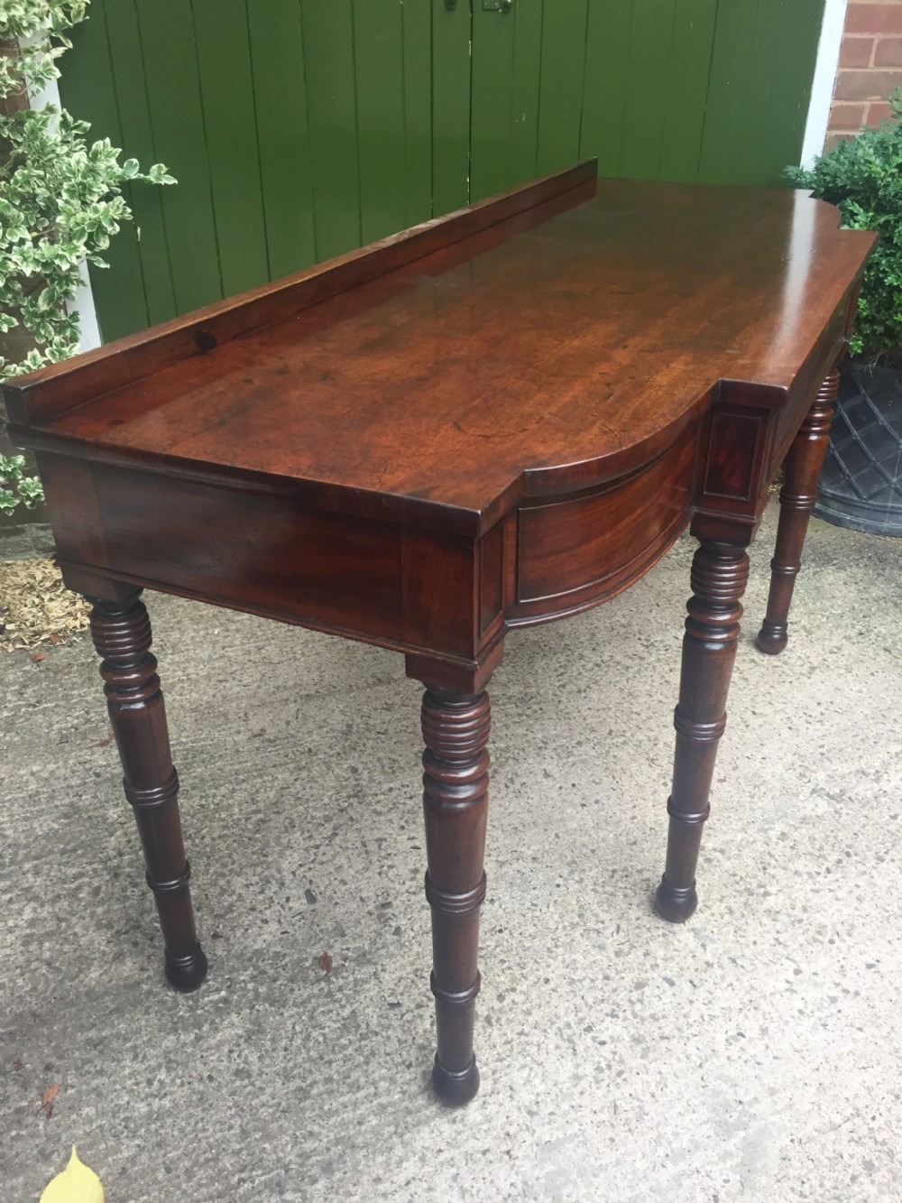 Fine early C19th Regency period mahogany serving table of exceptional colour and patina. View XII