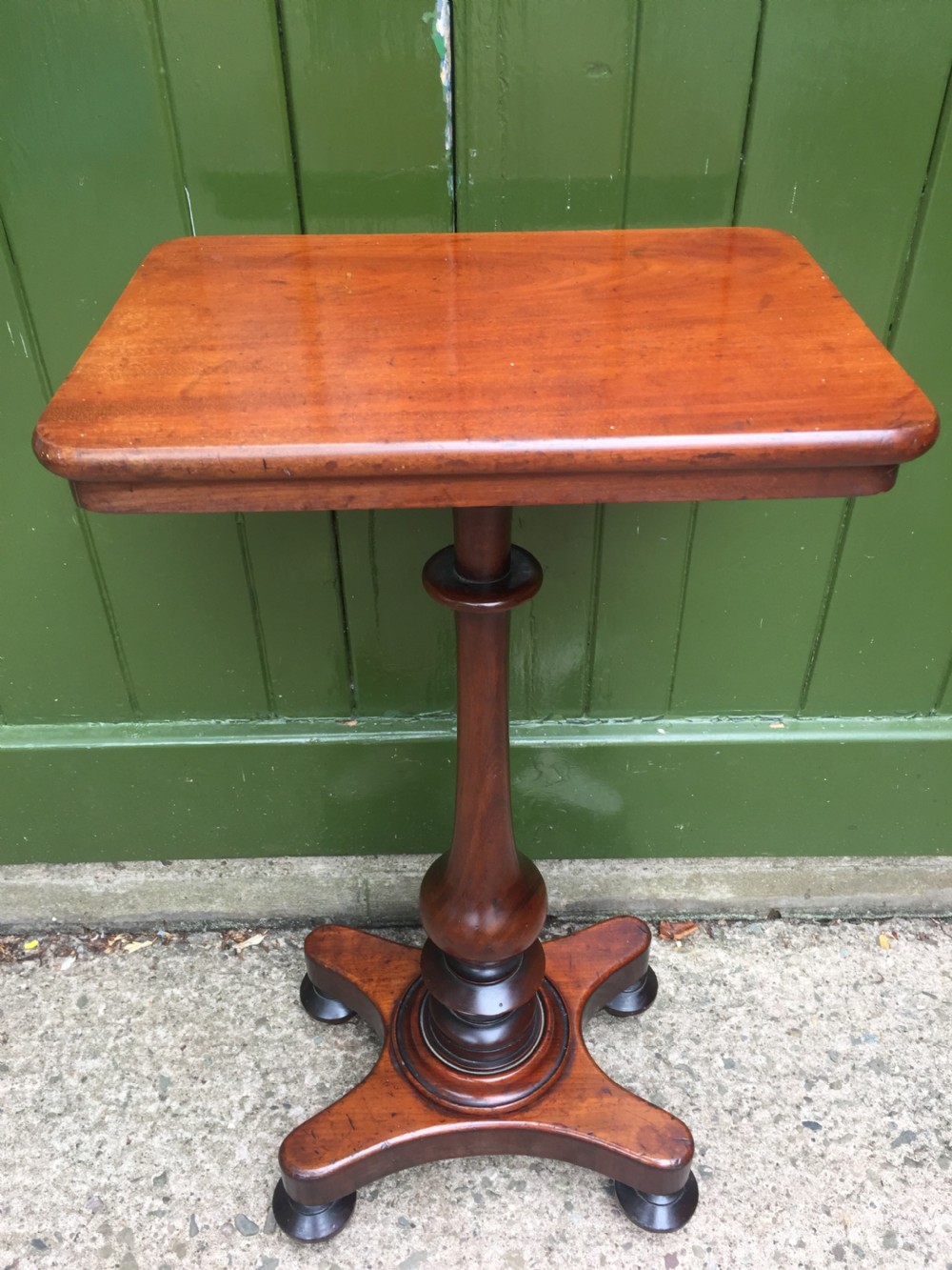 Mid C19th mahogany rectangular top lamp or occasional table of small proportions. View II