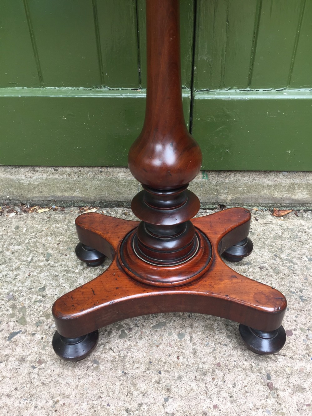 Mid C19th mahogany rectangular top lamp or occasional table of small proportions. View VI