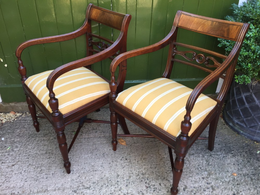Fine set of 10 early C19th Scottish Regency period mahogany dining chairs. View X