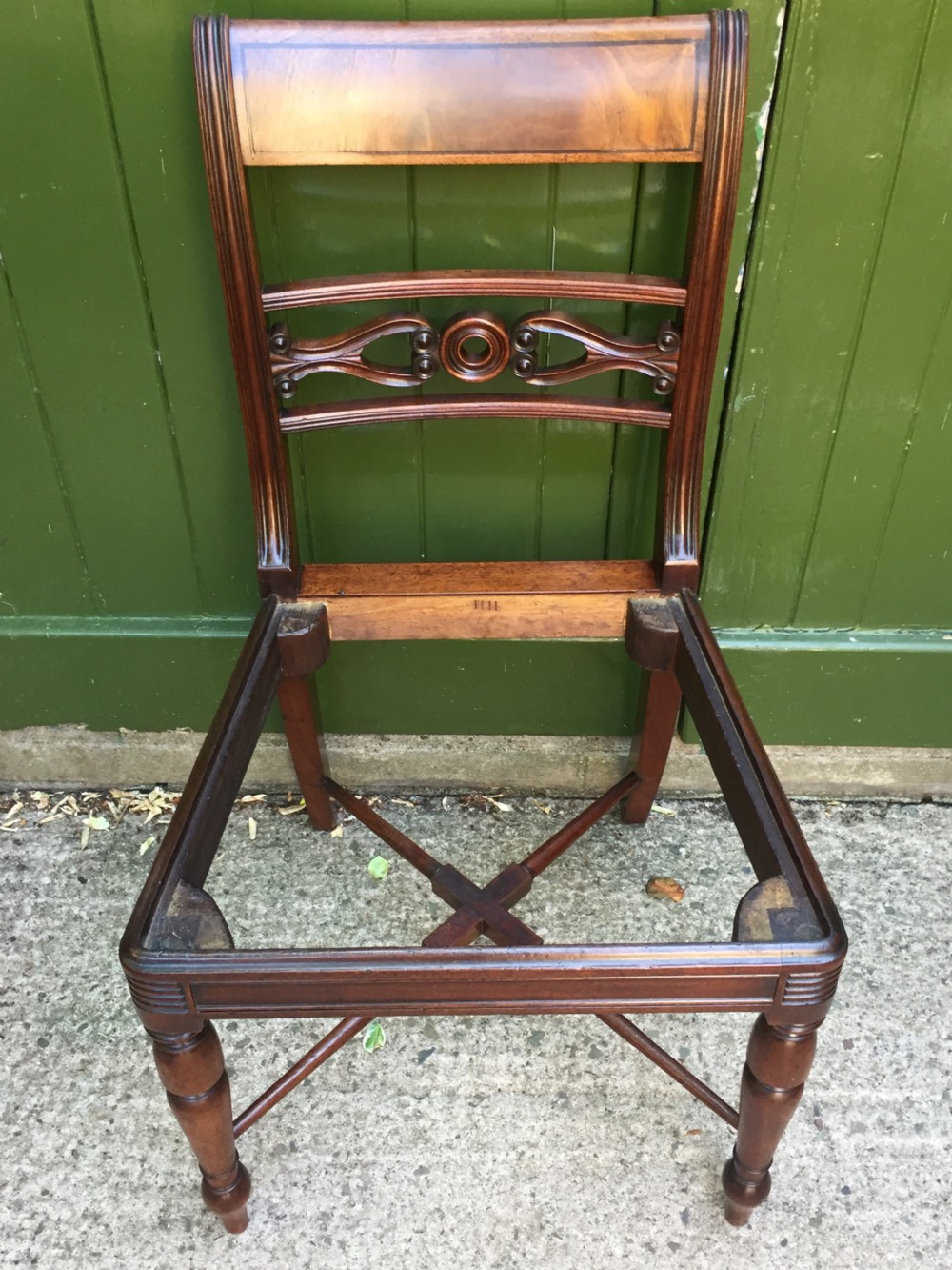 Fine set of 10 early C19th Scottish Regency period mahogany dining chairs. View XXIII